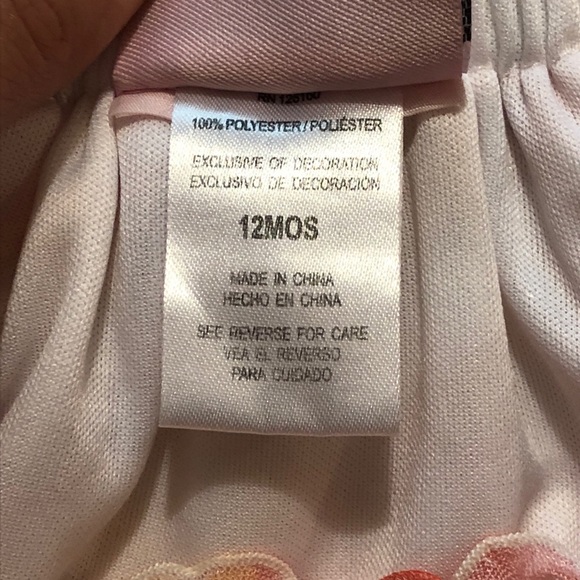 NWOT Multi-color Ruffle Top & Capri - Picture 3 of 4